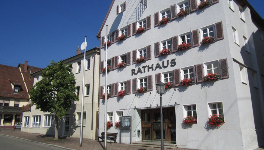 Rathaus und Bürgerbüro Schömberg