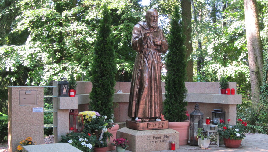 Pater Pio Statue Pater Pio Statue
