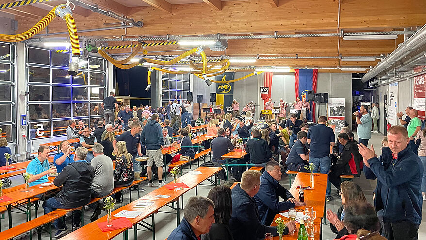 Ausgelassene Stimmung am Stamstag Abend