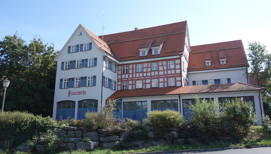 Feuerwehr Gerätehaus an der B27