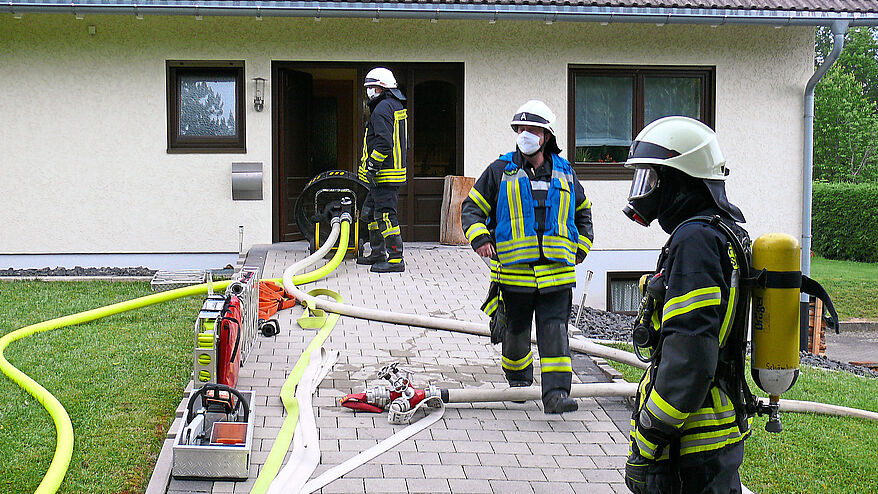 2020 | Einsatz Nr. 25 | Zimmerbrand Schömberg | Bild: Schwarzwälder Bote