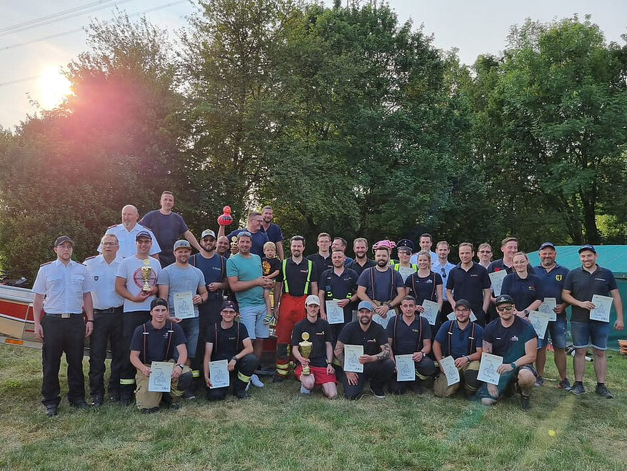 Siegerehrung der Ruderteams